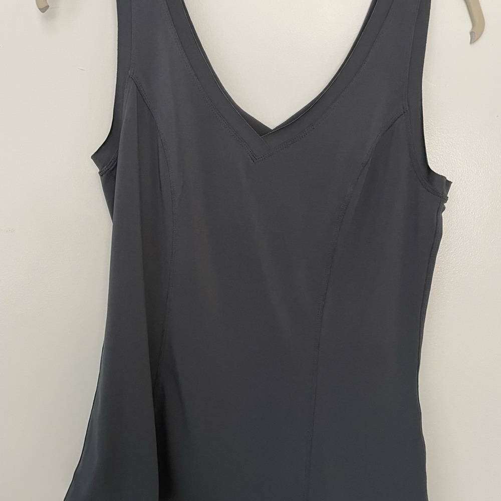 Medium cabi ,charcoal, gray top